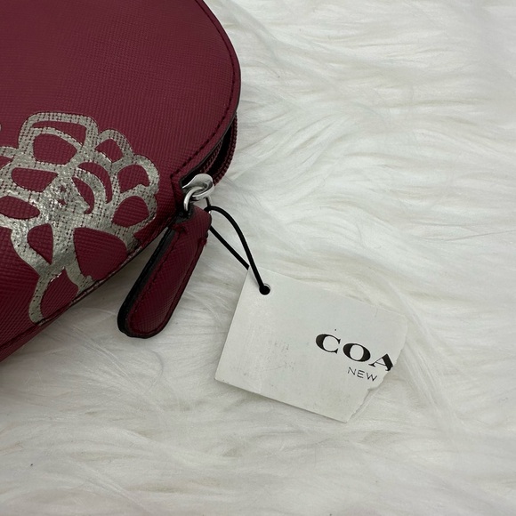 NWT Coach Burgundy Saffiano Leather Gold Flowers Dome Cosmetic Makeup Bag - Picture 9 of 9